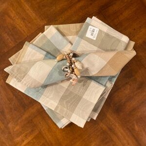 Ten New Checkered Dinner Napkins
